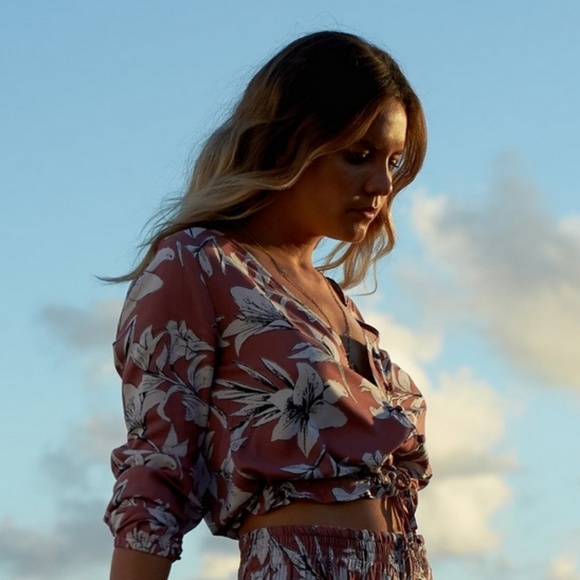 Roxy women’s Morning Ritual Long Sleeve Top 🌸 - Picture 4 of 5